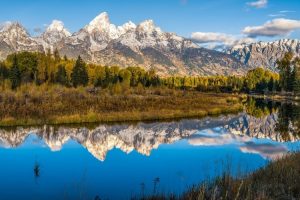 Wyoming mountains and water 